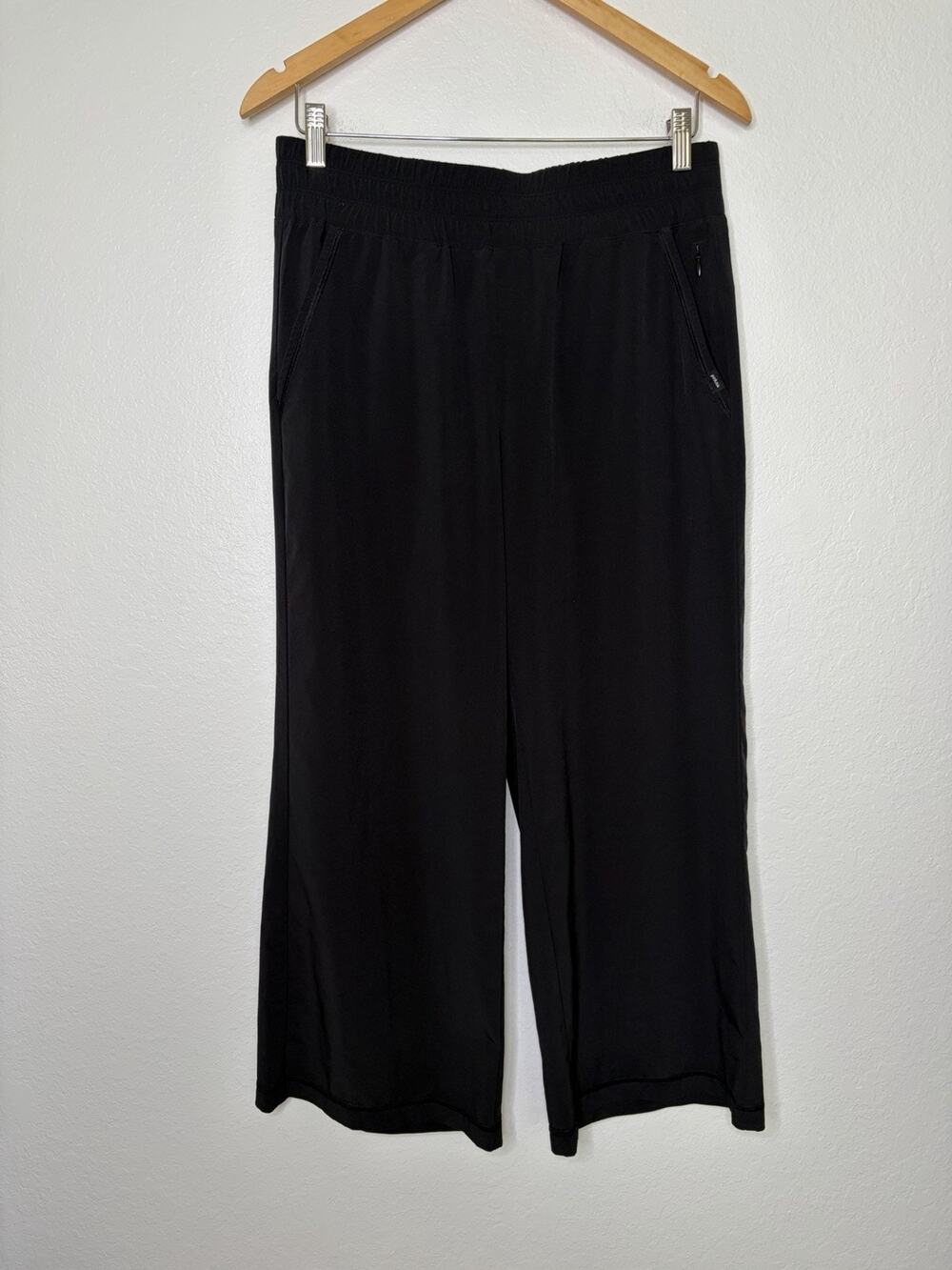 Prana Railay Black Wide Leg Pull On Pant Size Medium Earthy Utility